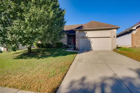 3321 S Carriage Ave, Springfield, MO 65809 photo 1
