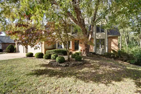 5137 S Castlewood Dr, Springfield, MO 65804 photo 1