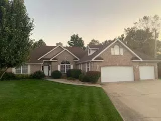 708 W Honeysuckle Ln, Nixa, MO 65714 photo 1