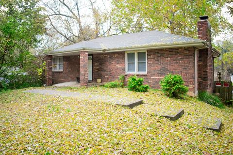 2731 W Olive St, Springfield, MO 65802 photo 1