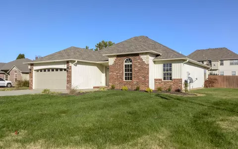 5204 N 10th Ave, Ozark, MO 65721 photo 1