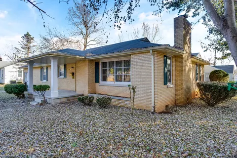 404 E Meadowmere St, Springfield, MO 65807 photo 1