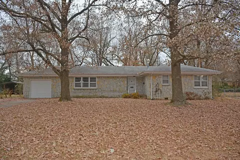 1844 S Link Ave, Springfield, MO 65804 photo 1