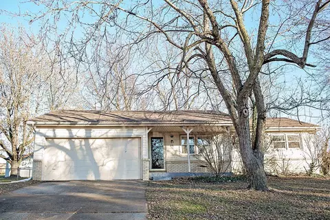 2716 N Clayton Ave, Springfield, MO 65803 photo 1