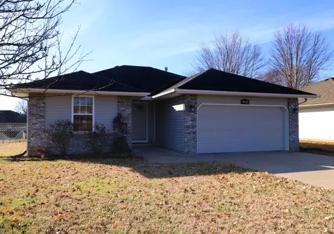 4922 W Tarkio St, Springfield, MO 65802 photo 1