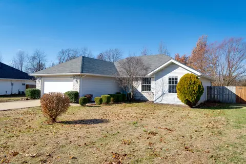 2519 S Timbercreek Ave, Springfield, MO 65807 photo 1