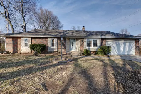 2829 W Vincent St, Springfield, MO 65810 photo 1