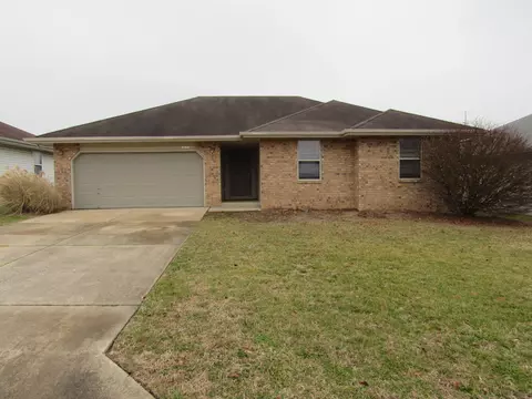 3064 W Scott St, Springfield, MO 65802 photo 1