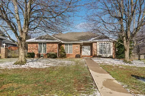 2611 S Williams Ct, Springfield, MO 65807 photo 1