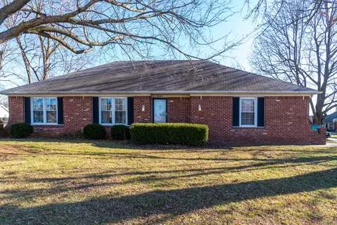 3464 S Kickapoo Ave, Springfield, MO 65804 photo 1