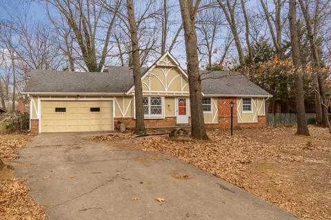 3061 E Grand St, Springfield, MO 65804 photo 1