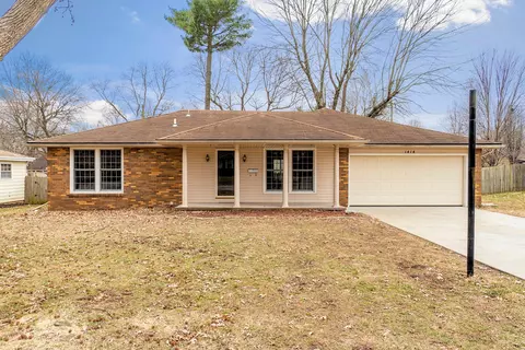 1414 W Westview St, Springfield, MO 65807 photo 1