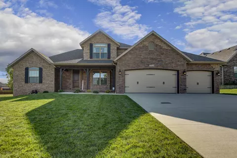 3914 N Slavens Ave, Springfield, MO 65803 photo 1