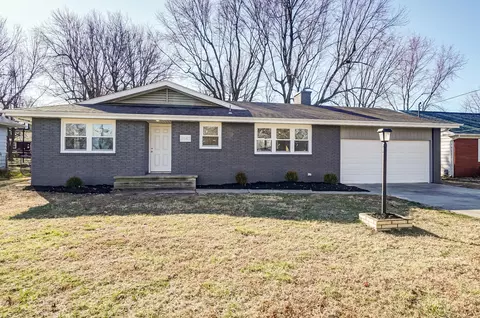 2642 E Meadowmere St, Springfield, MO 65804 photo 1