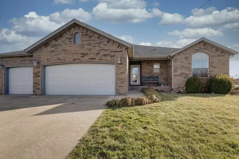 350 S Casa Grande Ave, Springfield, MO 65802 photo 1