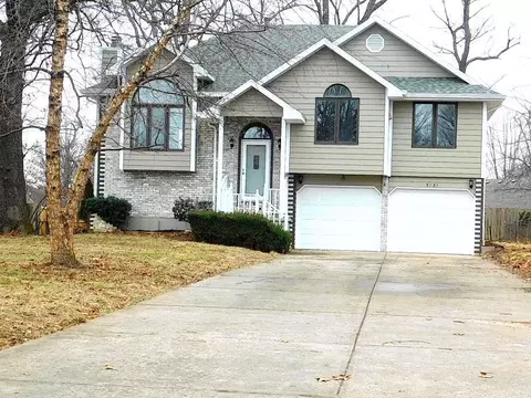 3131 S Meadowlark Ave, Springfield, MO 65807 photo 1