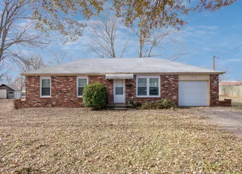 1710 W Crestview St, Springfield, MO 65807 photo 1