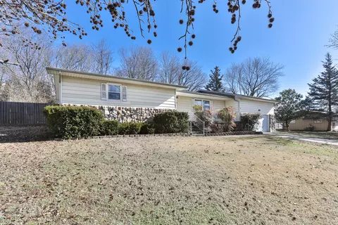 702 N 11th Ave, Ozark, MO 65721 photo 1