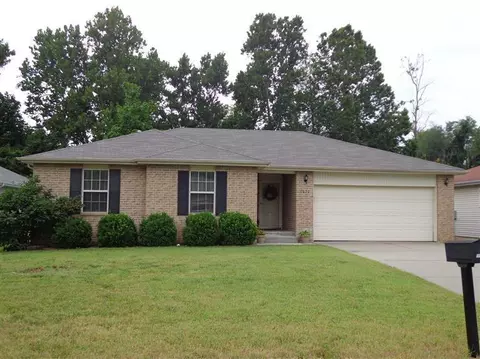 1030 W Meadowmere St, Springfield, MO 65807 photo 1