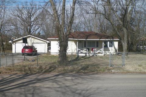 104 Washington St, Mountain View, MO 65548 photo 1