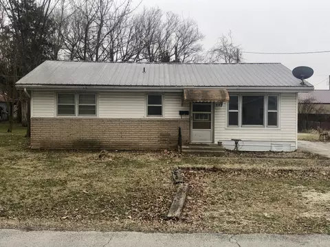 416 E Madison St, Marshfield, MO 65706 photo 1