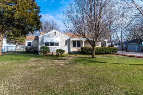 2140 S Hampton Ave, Springfield, MO 65807 photo 1