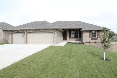 1379 S Casa Grande Ave, Springfield, MO 65802 photo 1