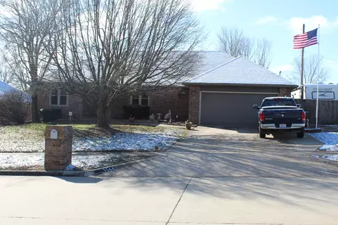 3544 E Lombard St, Springfield, MO 65809 photo 1