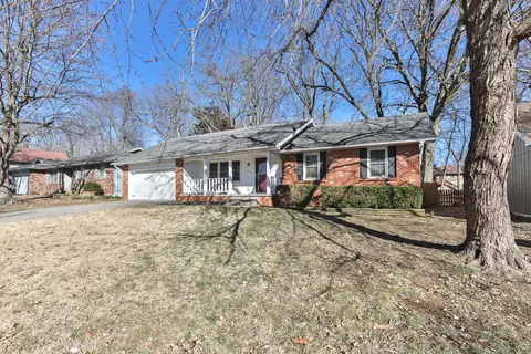 2140 S Wellington Ave, Springfield, MO 65807 photo 1