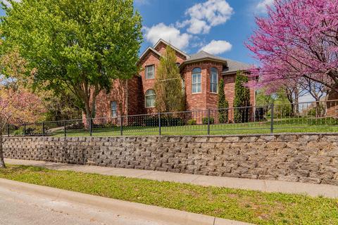 307 Summerwood Dr, Branson, MO 65616 photo 1