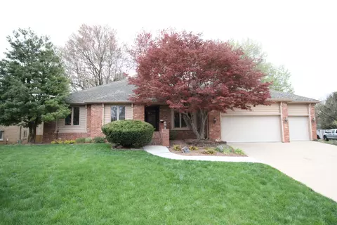 1943 E Nottingham St, Springfield, MO 65804 photo 1