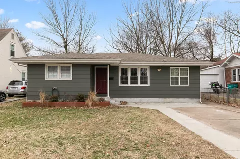 659 S Kickapoo Ave, Springfield, MO 65804 photo 1