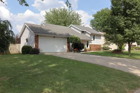 1217 E Knobhill St, Springfield, MO 65804 photo 1