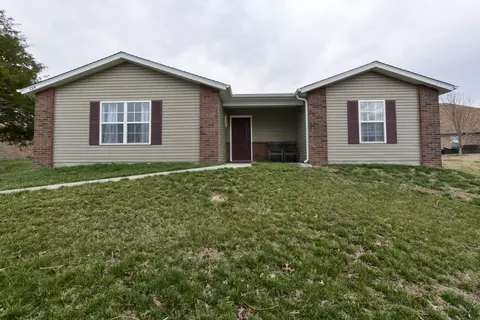 134 Comfrey Ct, Branson, MO 65616 photo 1