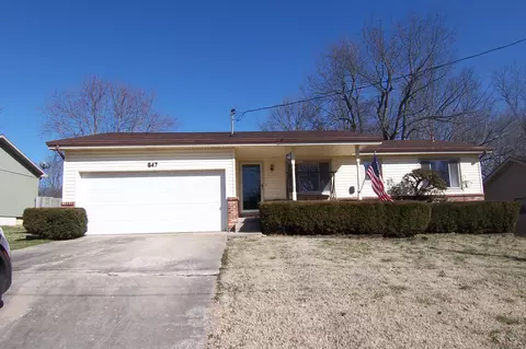 947 E Camorene St, Springfield, MO 65803 photo 1