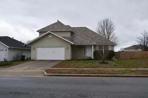2990 W Darby St, Springfield, MO 65810 photo 1