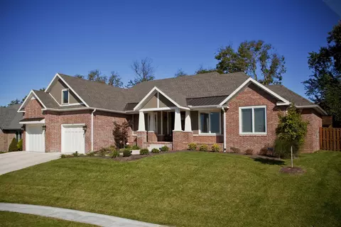 3737 E Fox Grape Rd, Springfield, MO 65809 photo 1