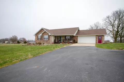 1272 Mt Carmel Rd, Clever, MO 65631 photo 1