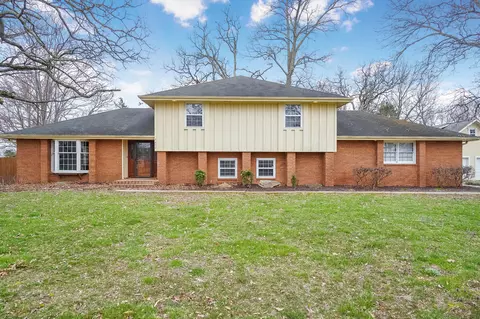 5652 E Catalpa St, Springfield, MO 65809 photo 1
