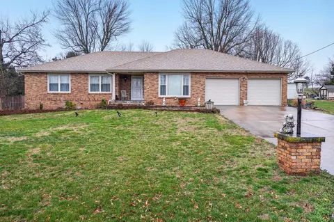 2130 E Camorene St, Springfield, MO 65803 photo 1
