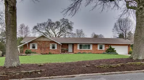 2827 E Covington Cir, Springfield, MO 65804 photo 1