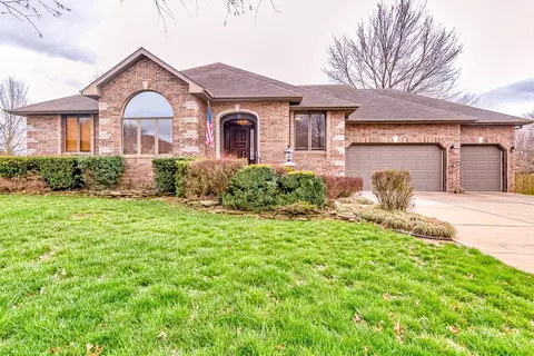 3310 W Beechwood Ct, Springfield, MO 65807 photo 1
