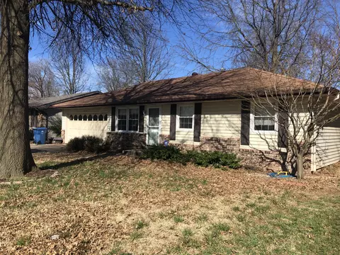 2918 S Roanoke Ave, Springfield, MO 65807 photo 1