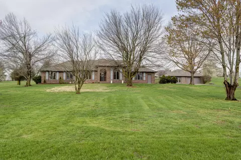 4405 N Quail Run Rd, Ozark, MO 65721 photo 1
