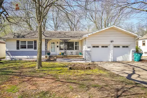 1445 S Oak Grove Ave, Springfield, MO 65804 photo 1