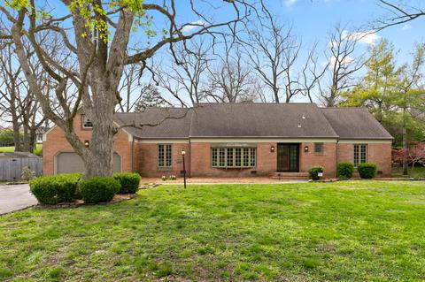 2429 S Edgewater Dr, Springfield, MO 65804 photo 1
