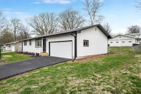 823 E Villa Marie St, Springfield, MO 65803 photo 1