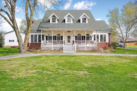 2111 E Warren Ave, Ozark, MO 65721 photo 1