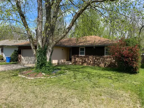 4529 W La Siesta St, Springfield, MO 65802 photo 1