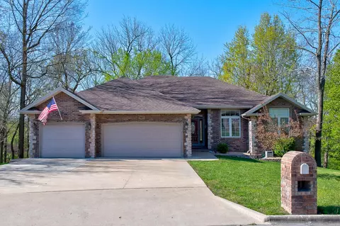 3702 W Rosebrier Ct, Springfield, MO 65807 photo 1